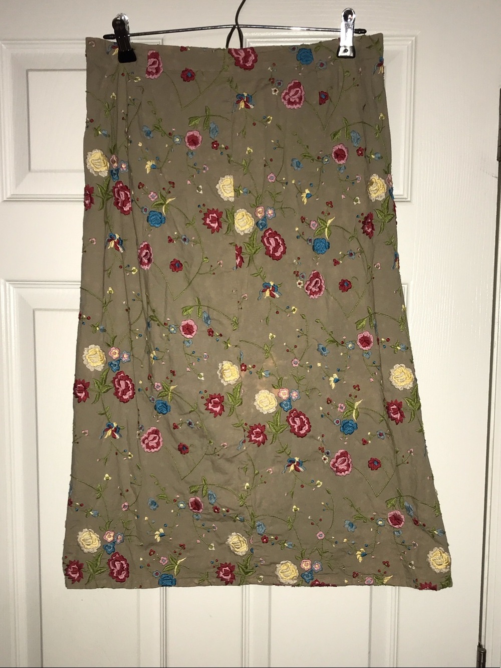 Floral Embroidered Midi Skirt in Beige